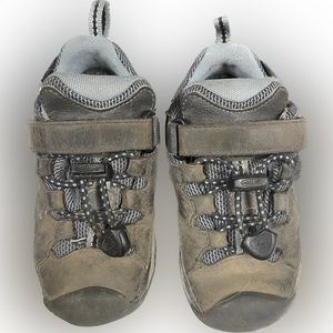 Keens Little Targhee hiking shoes - size 8